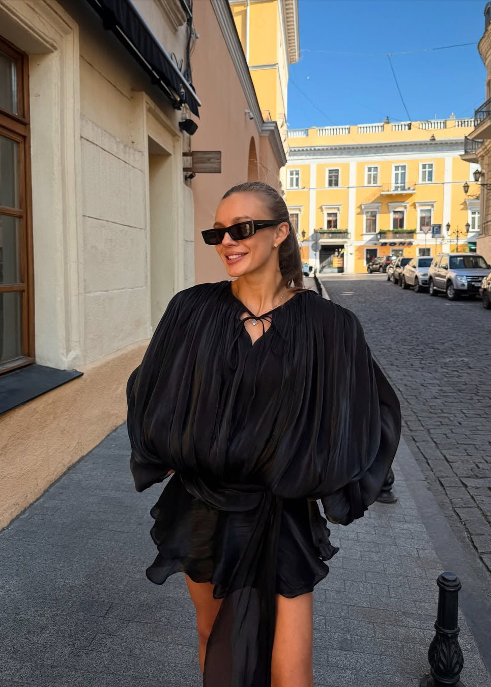 Estée | Black Pleated Long Sleeve Mini Dress