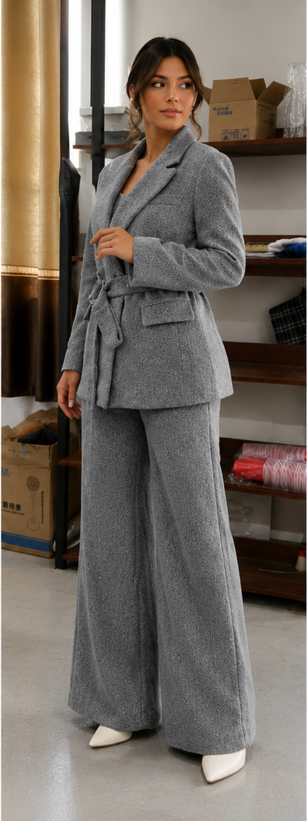 Structured three-piece suit