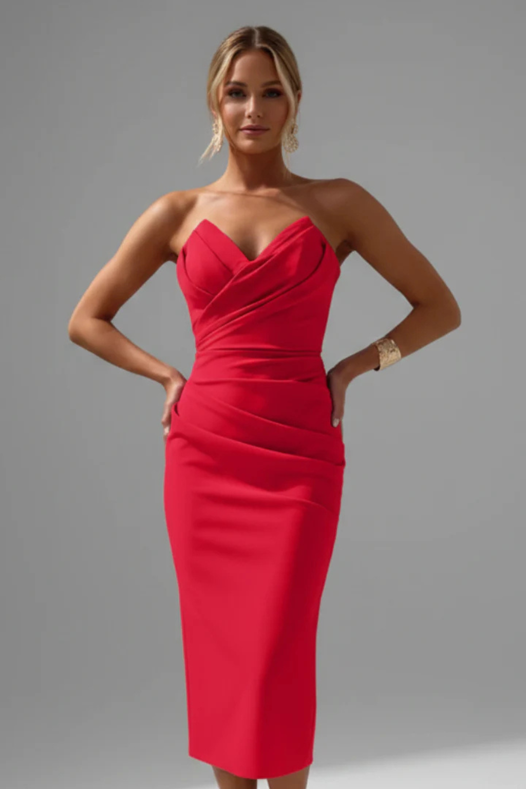 Soraya | Sweetheart Neck Midi Bodycon Dress