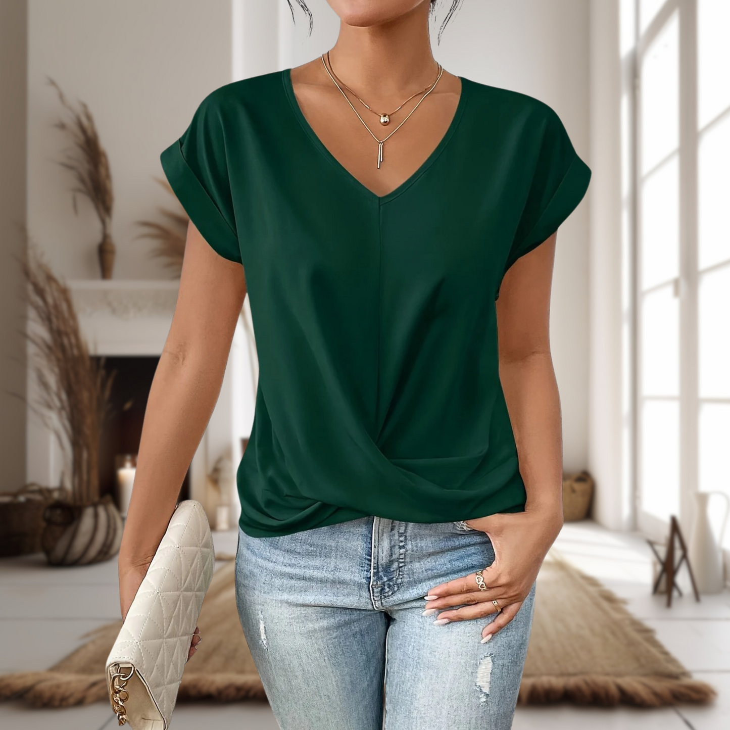 Megan | Casual Sweetheart V-neck T-Shirt