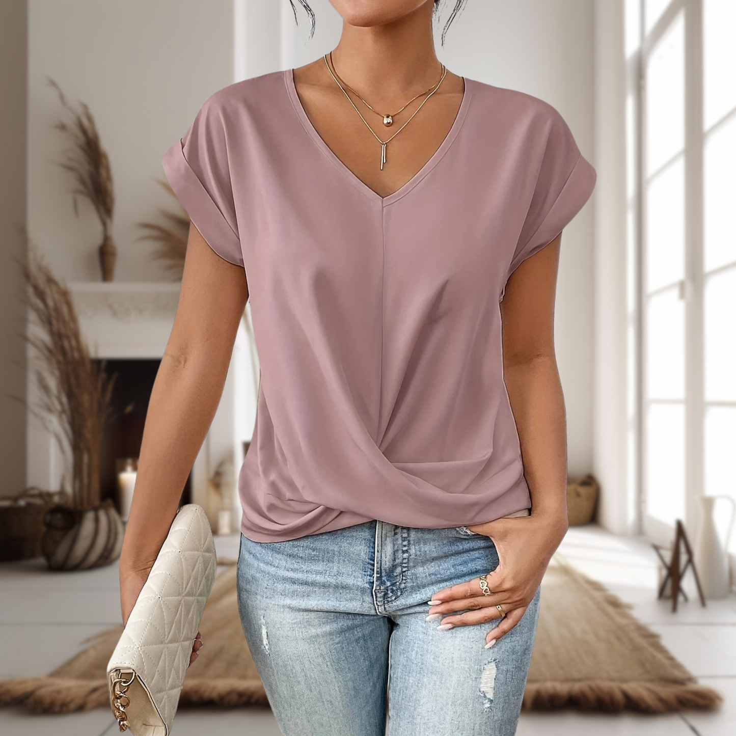 Megan | Casual Sweetheart V-neck T-Shirt