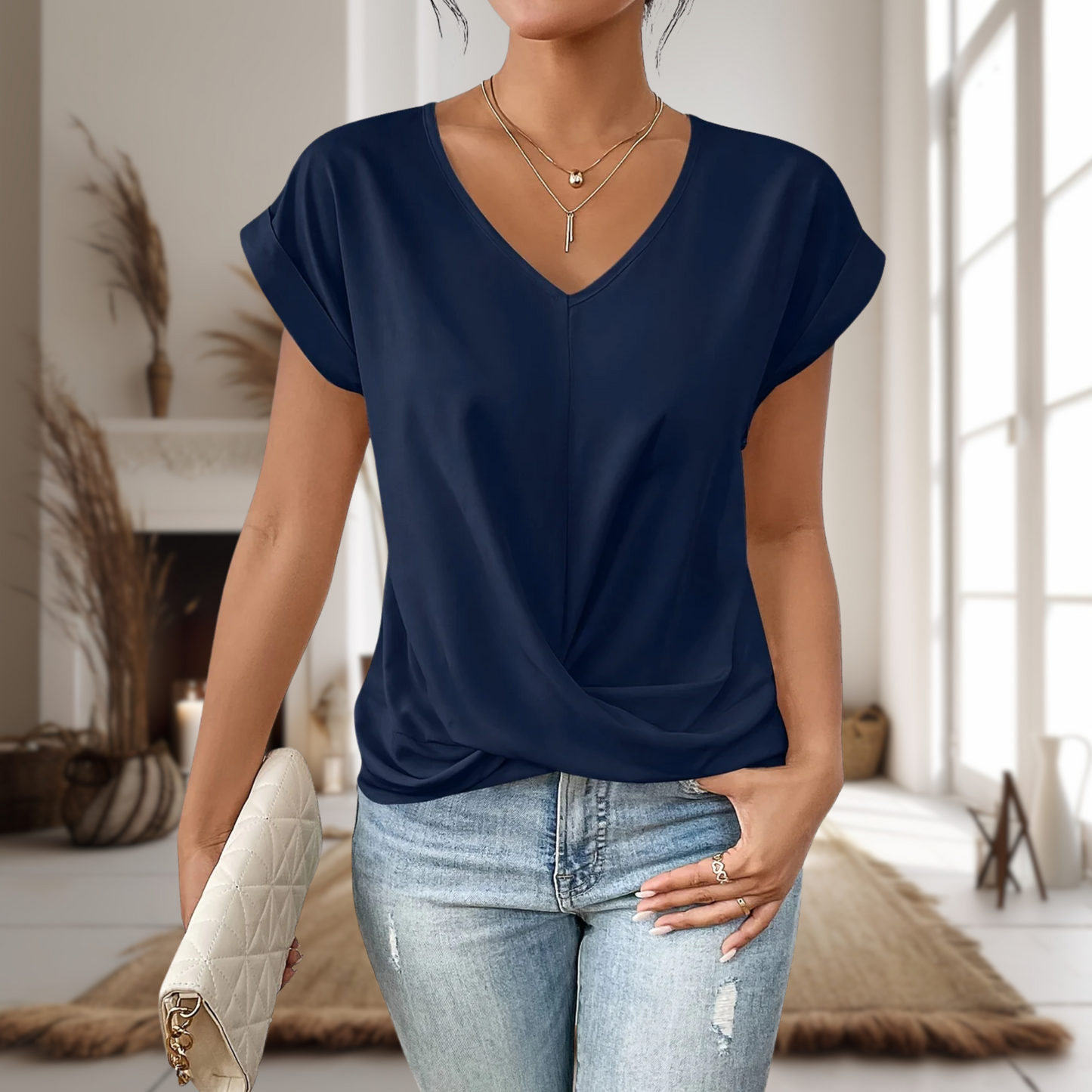 Megan | Casual Sweetheart V-neck T-Shirt