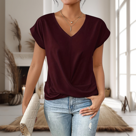 Megan | Casual Sweetheart V-neck T-Shirt