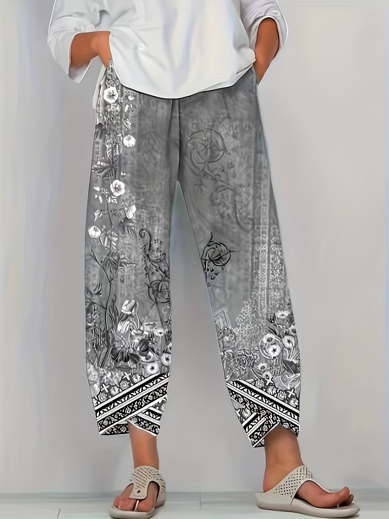 Botanical print cropped trousers, front view