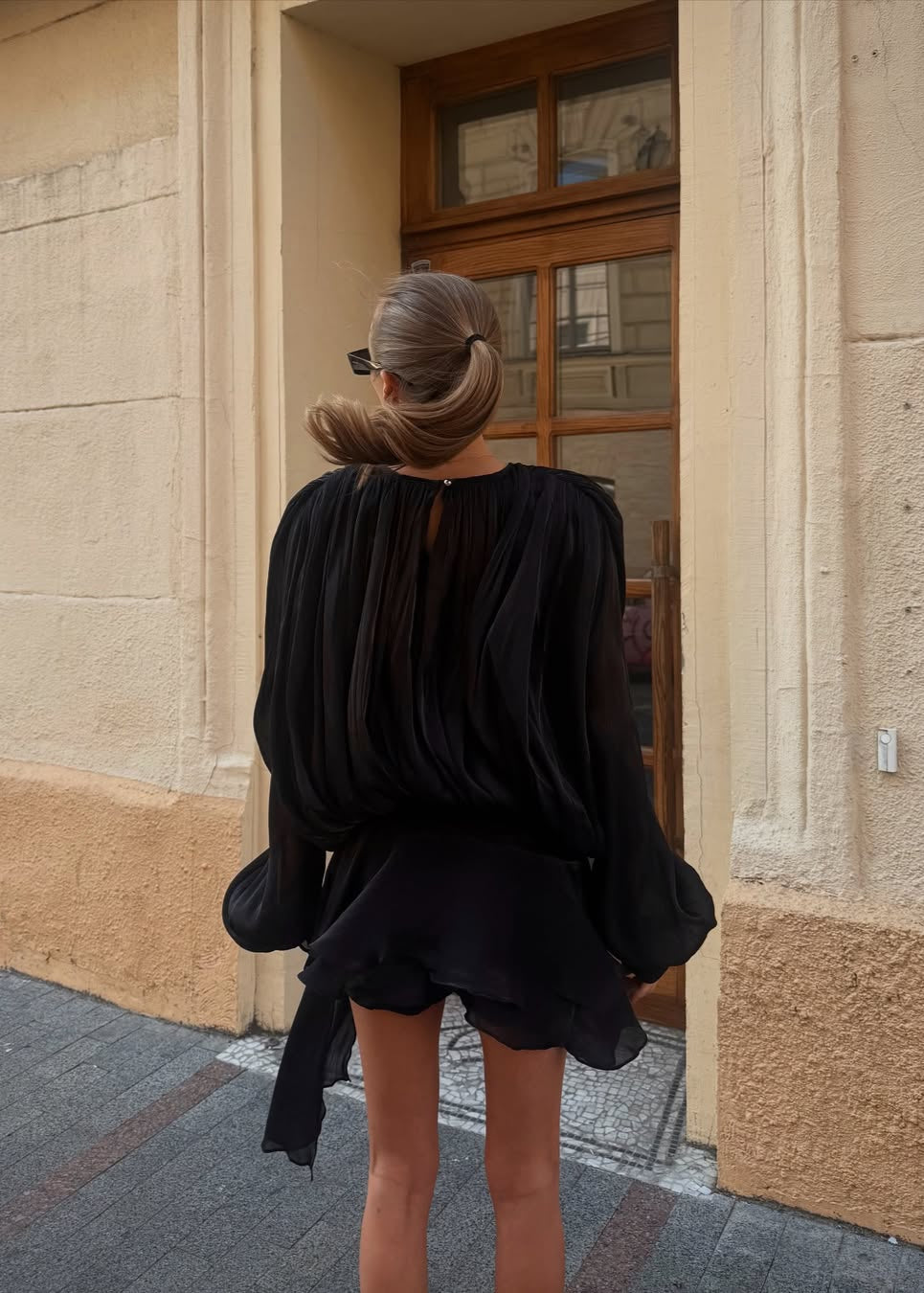 Estée black pleated dress alternate view
