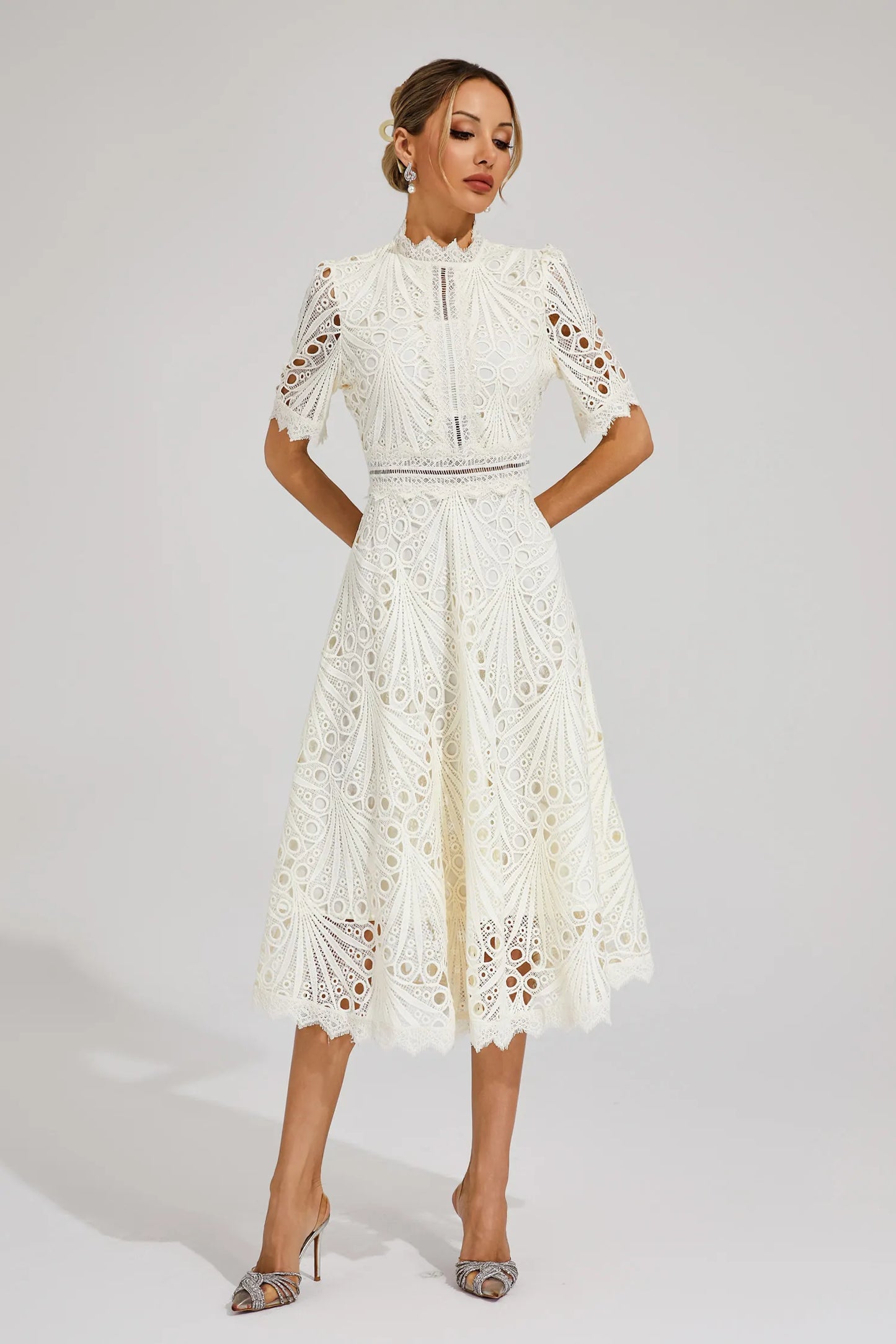 Wynne | Lace Scoop-Neck Wedding Guest Midi Dress