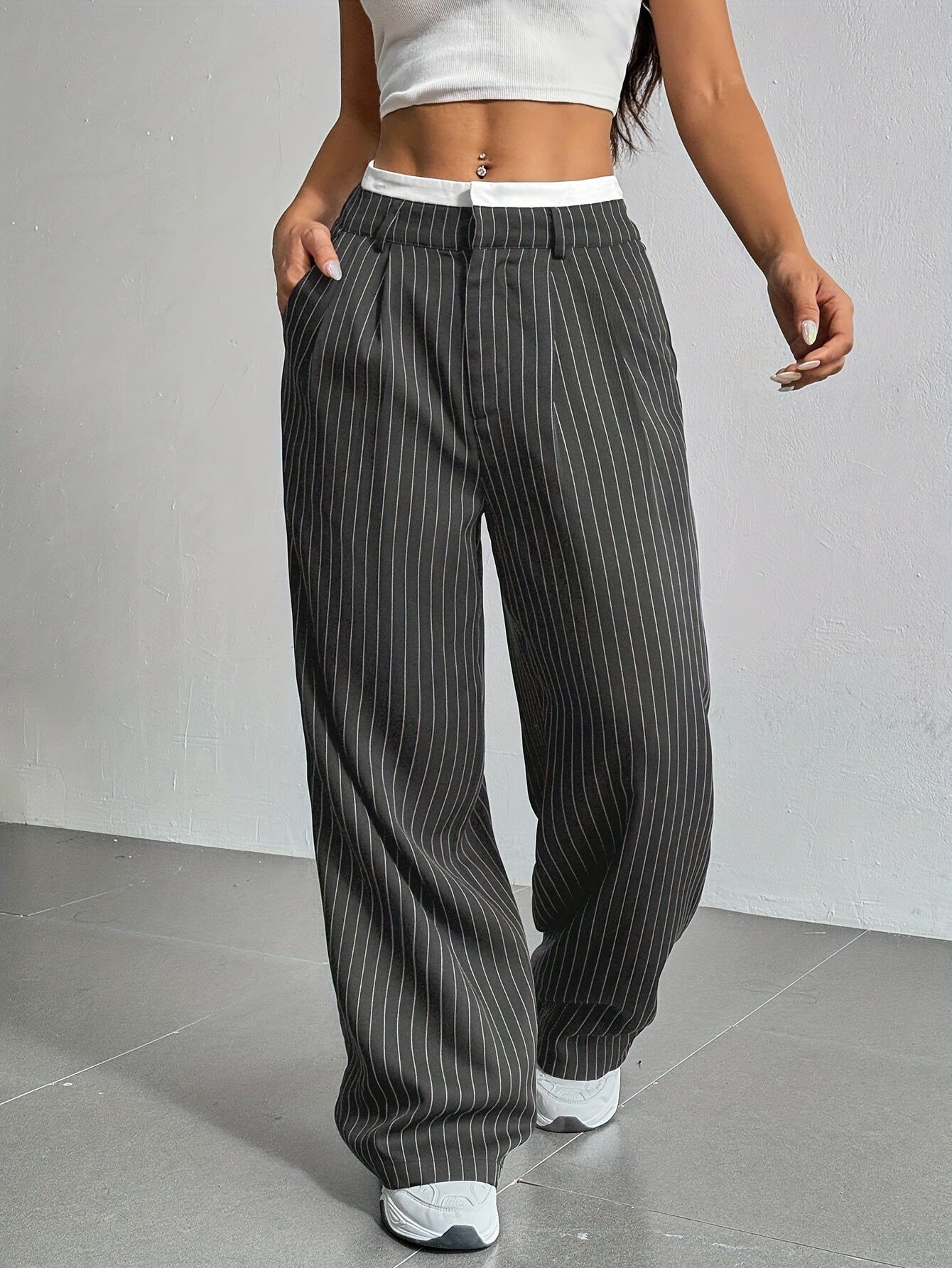 Striped wide-leg trousers, back view