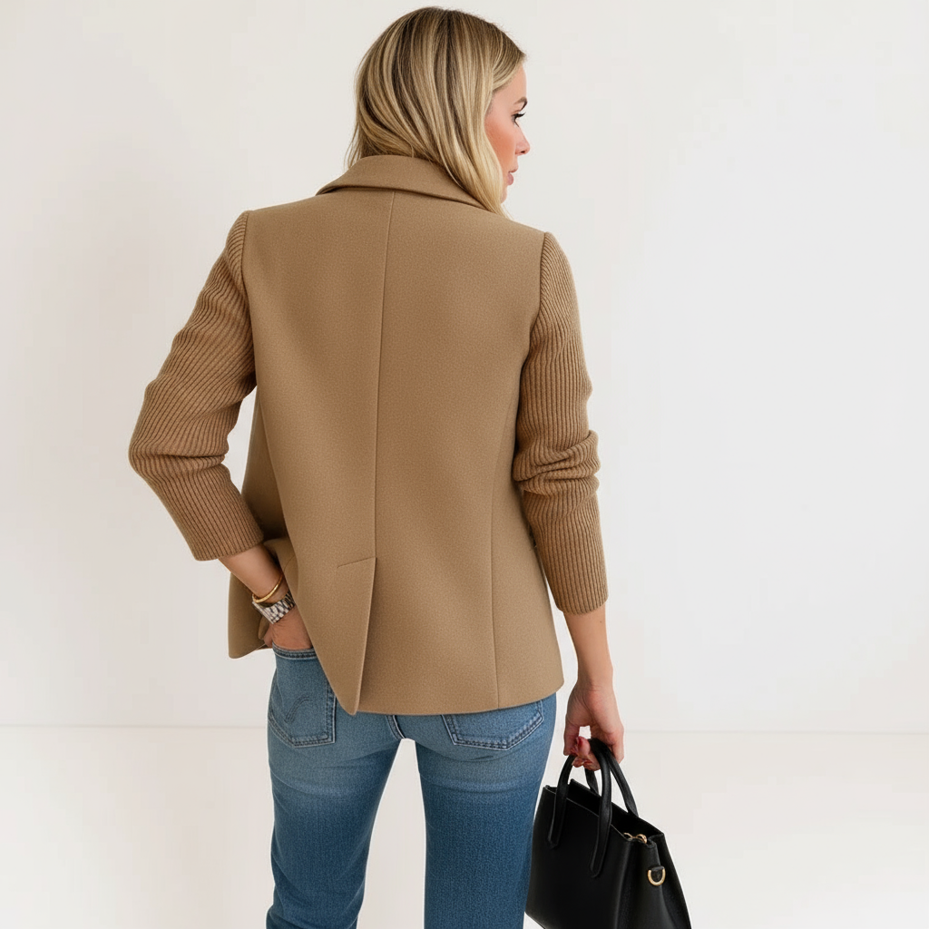 Vionnette double-breasted blazer side view