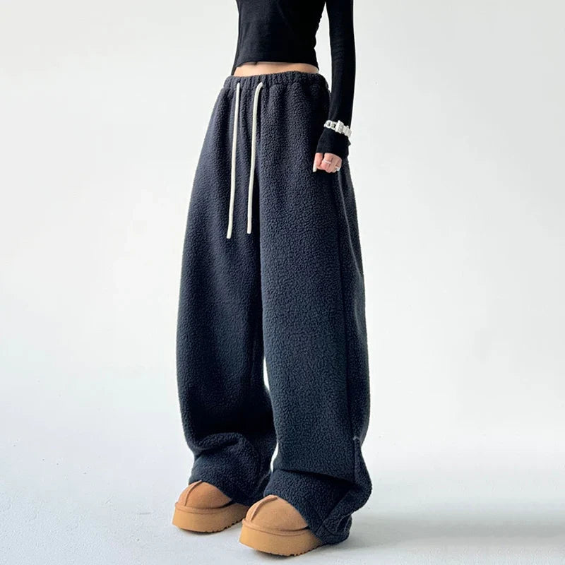 Fennora wide-leg fleece pants for women