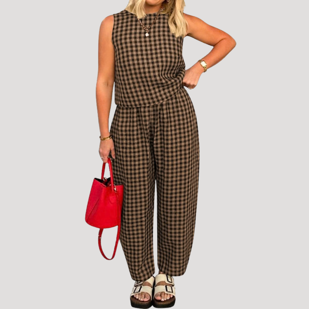 Sleeveless top and trouser set for women view 4