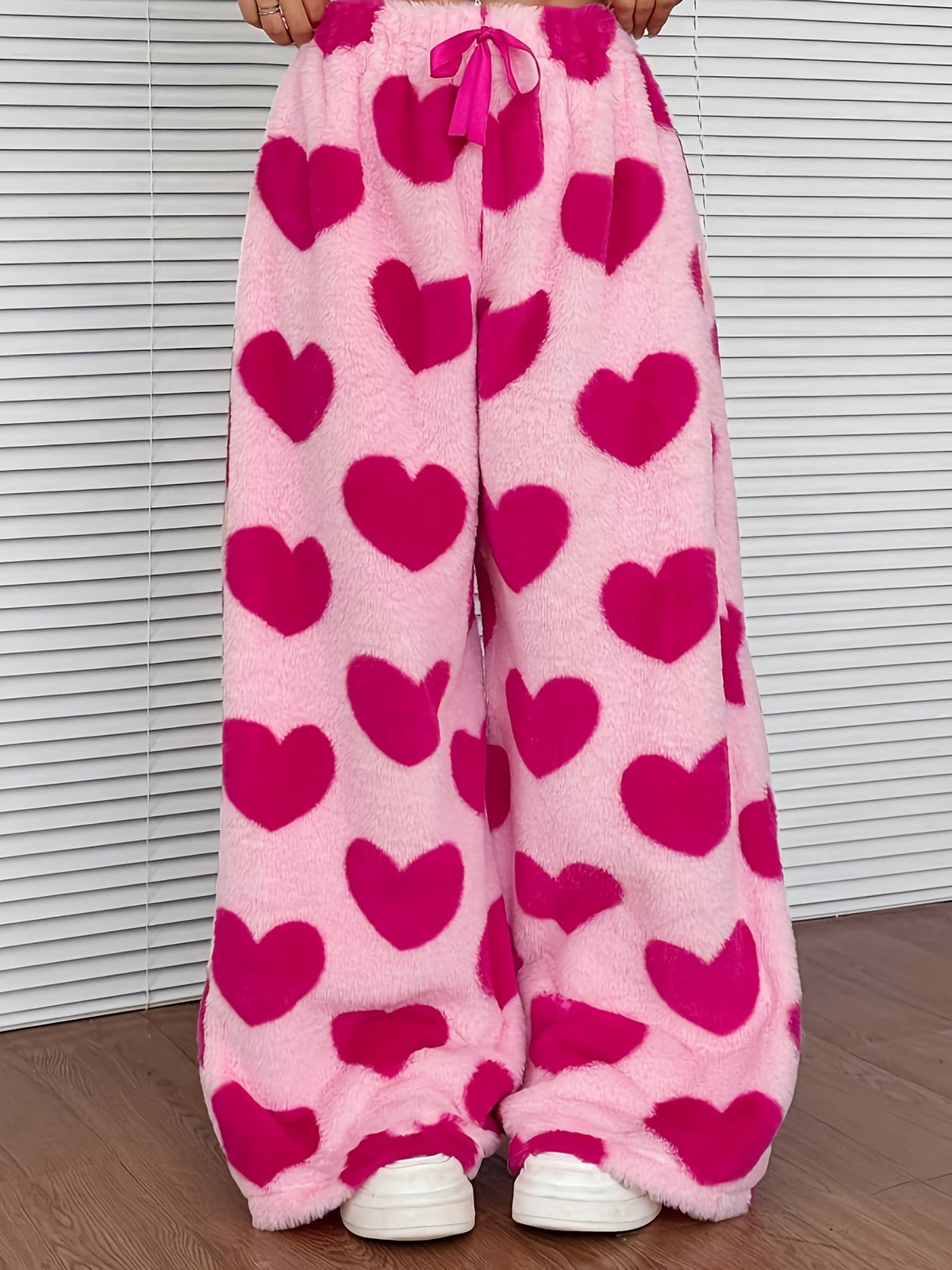 Lowri heart-print wide-leg fleece lounge pants, view 10
