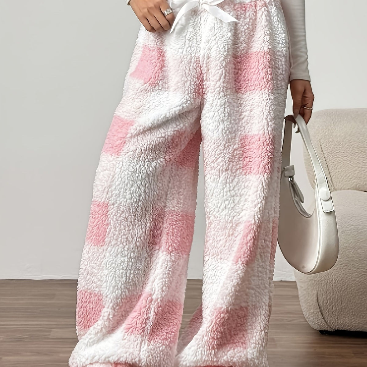 Lowri heart-print wide-leg fleece lounge pants, view 11