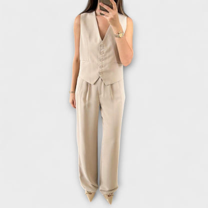 V-neck vest and trouser set for women view 3