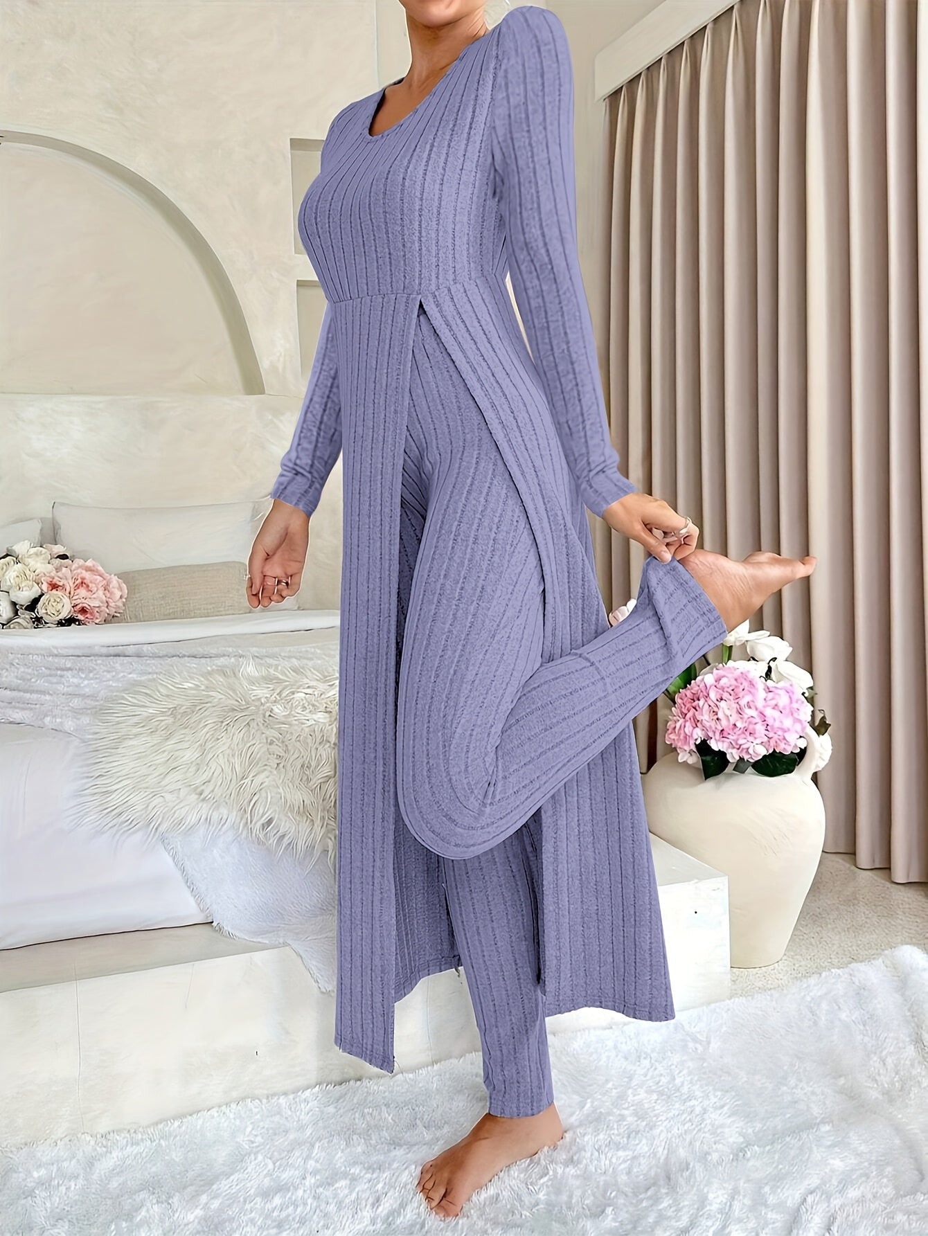Sabreen women's ribbed two-piece lounge set