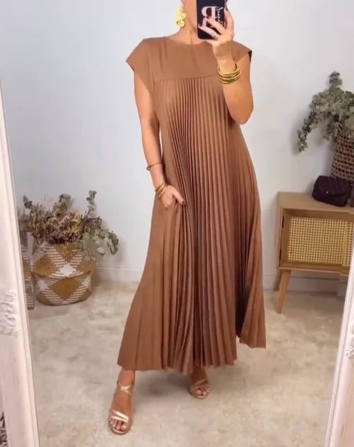 Fern | Flowy Pleated Maxi Cocktail Dress