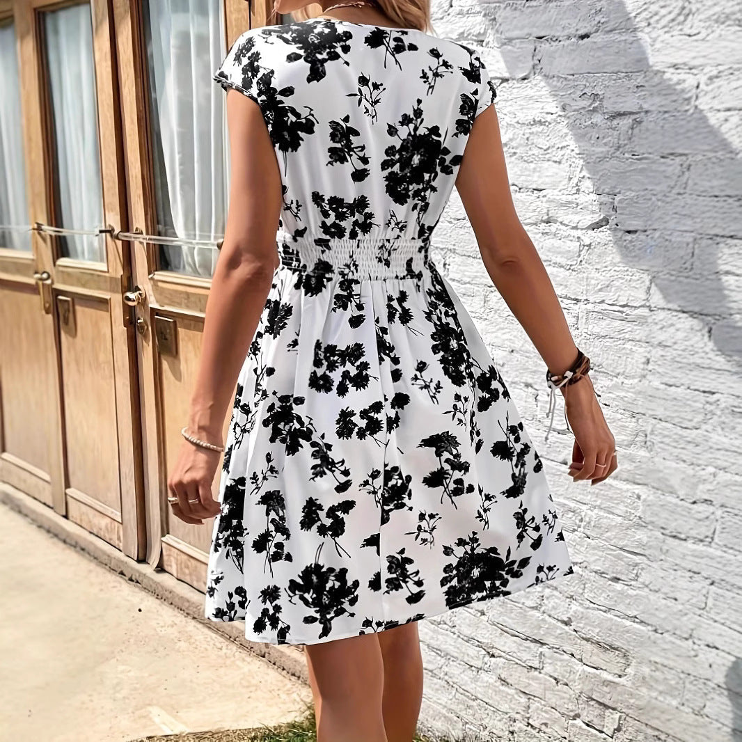 Black and white floral short sleeve dress
