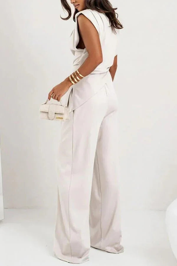 Coordinated two-piece set with wide-leg pants