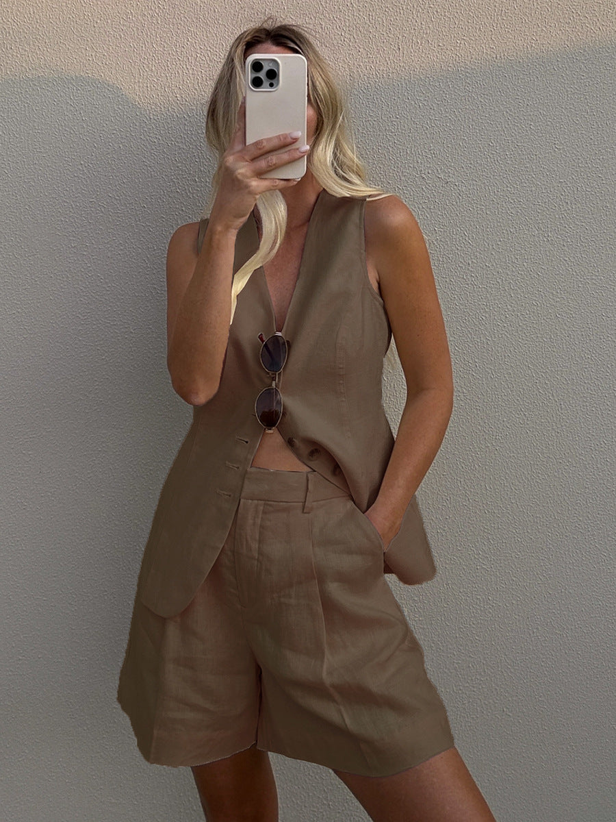 Anaïs | Sleeveless Buttoned Vest & Shorts Set