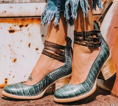 Lainey cushioned sandals styled outfit