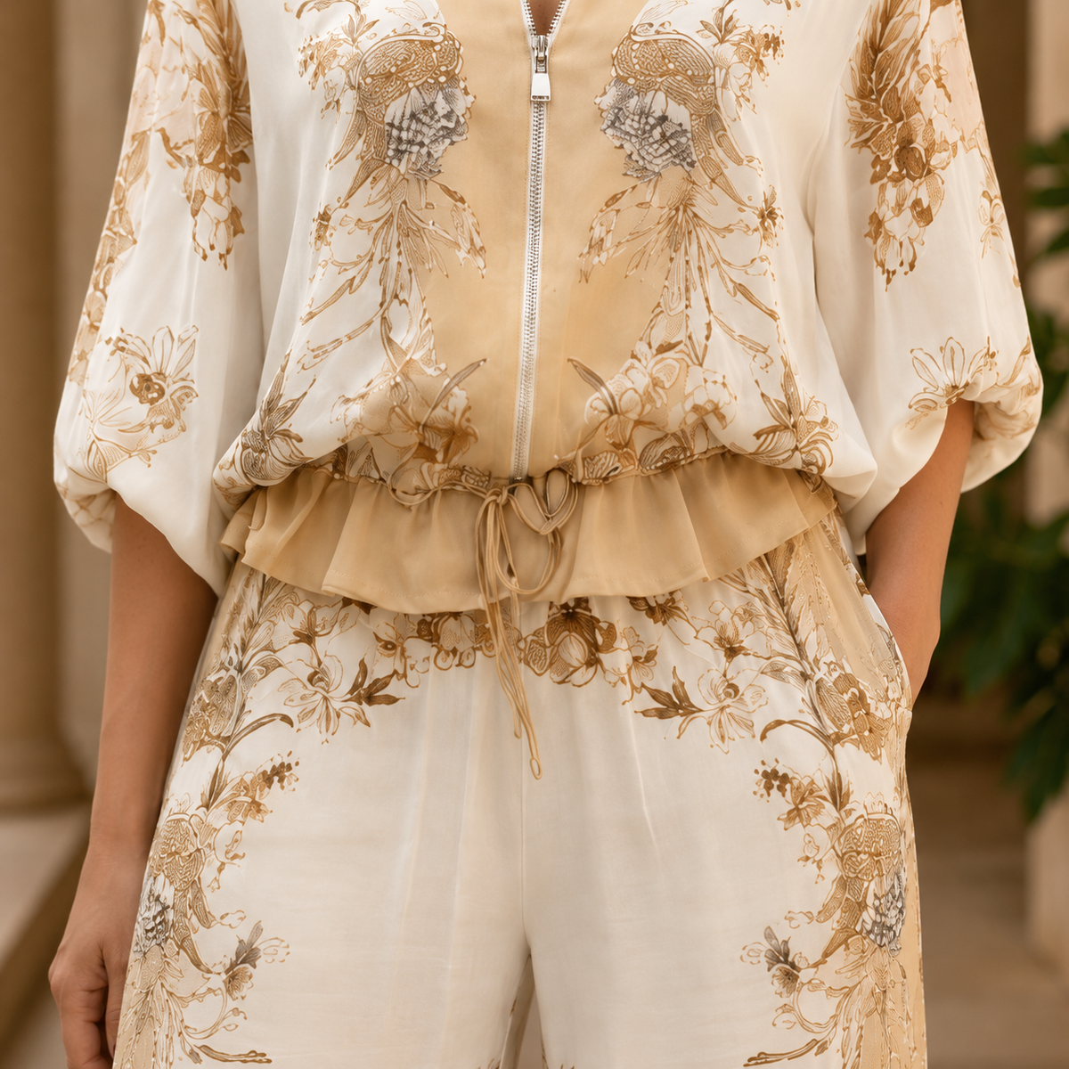 Runa zip-front blouse and wide-leg pants set in beige view 3