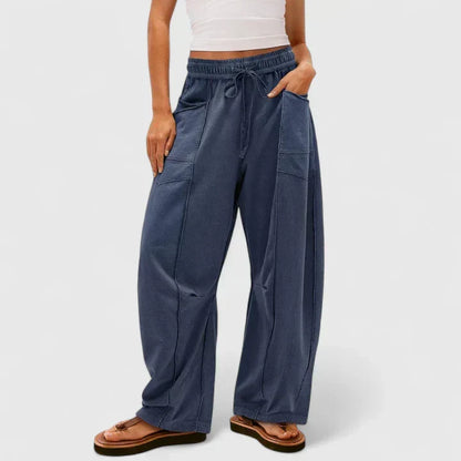 Relaxed everyday trousers for women view 10