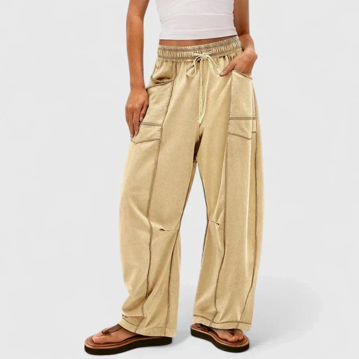 Relaxed everyday trousers for women view 2