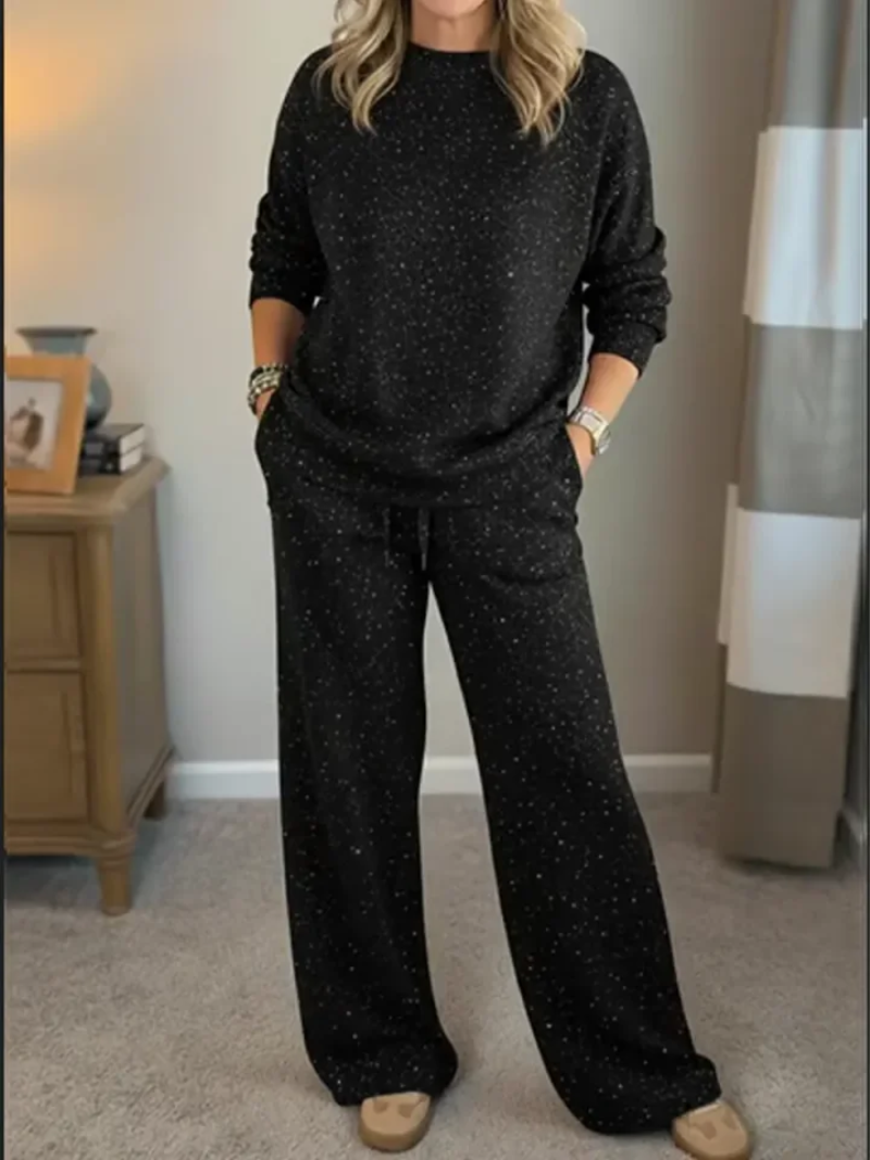 Ribbed knit sweater and trouser lounge set, detail of the pants
