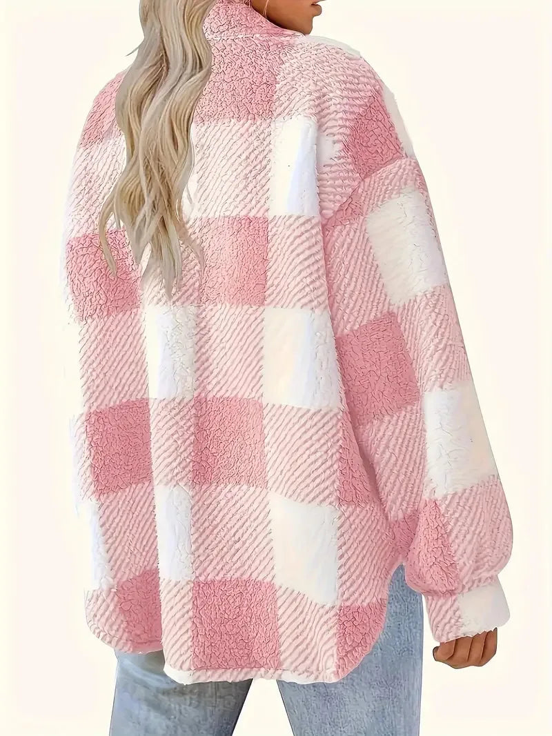 Oversized plaid fleece button-up jacket, detail of the sleeve