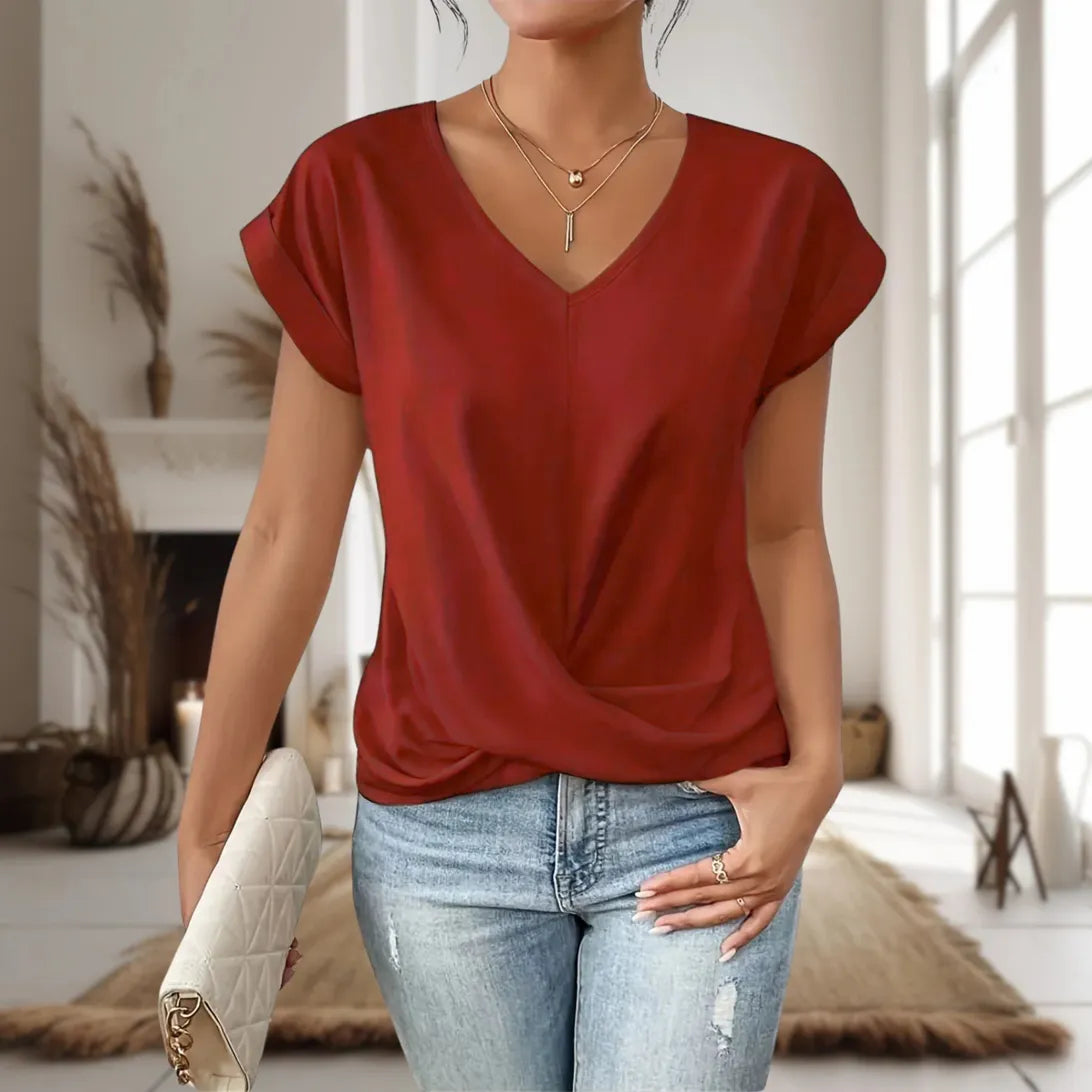 Megan | Casual Sweetheart V-neck T-Shirt