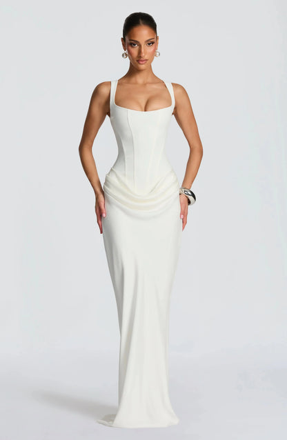 Fitted open-back maxi dress side view
