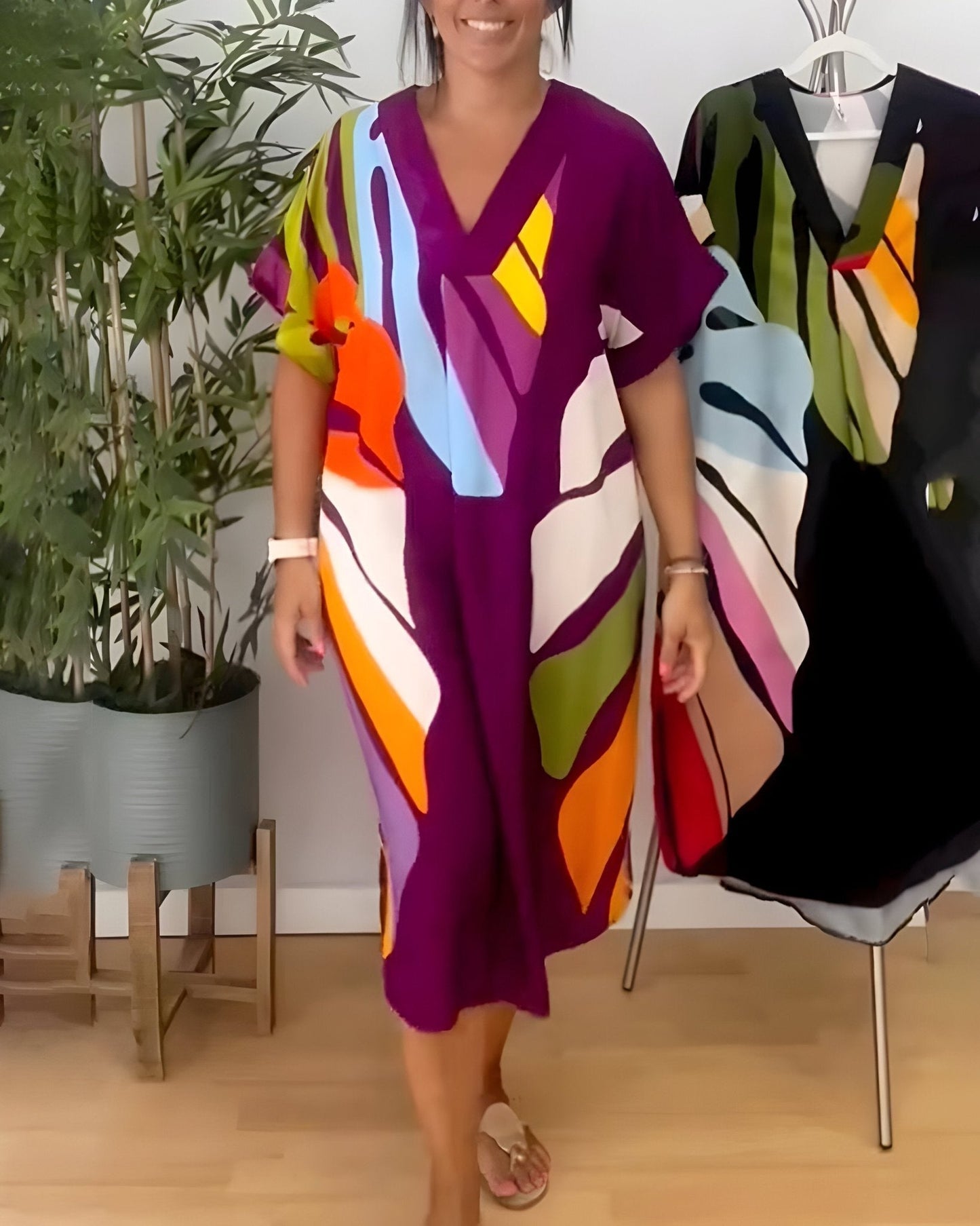 V-neck short sleeve midi dress with print