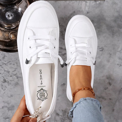 Ruth classic low-top lace-up sneakers, side view