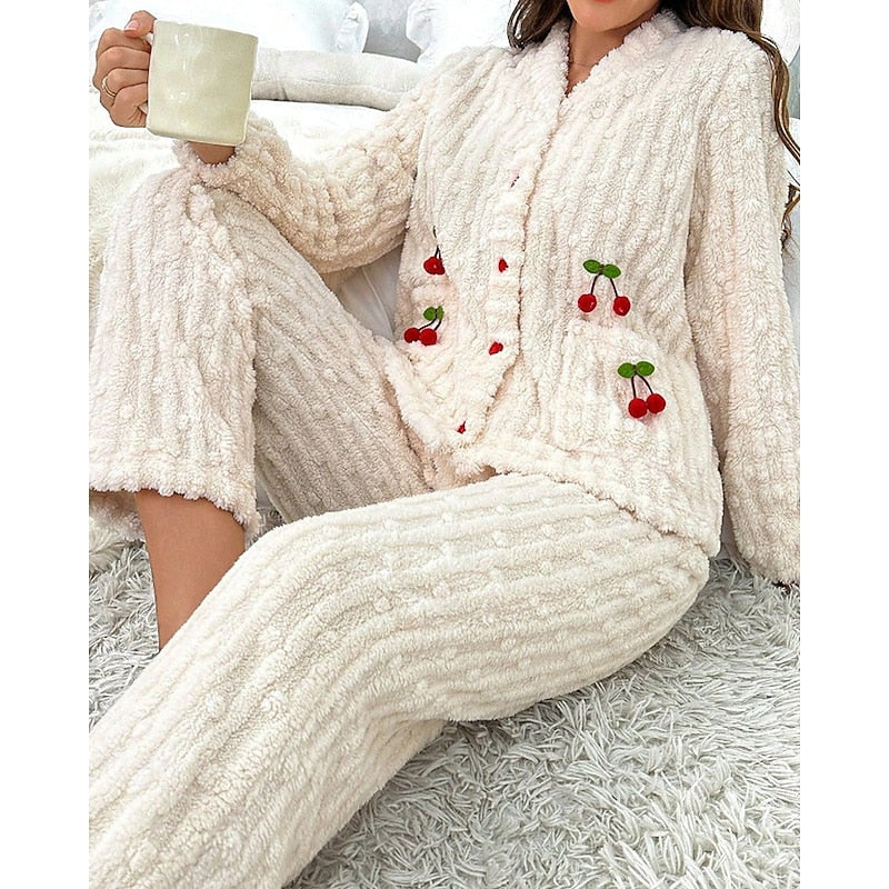 Fleece top and trouser lounge set for women view 5