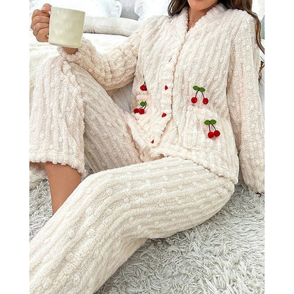Fleece top and trouser lounge set for women view 5