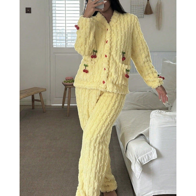 Fleece top and trouser lounge set for women view 8