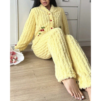 Fleece top and trouser lounge set for women view 9