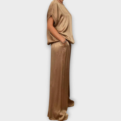 Zinnia draped satin top and pants evening set view 8