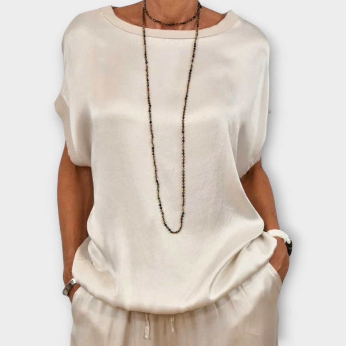 Zinnia draped satin top and pants evening set view 3