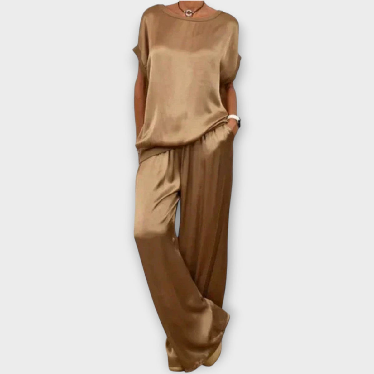 Zinnia draped satin top and pants evening set view 9